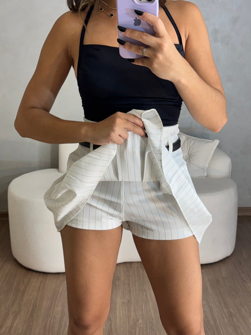 Short saia colegial